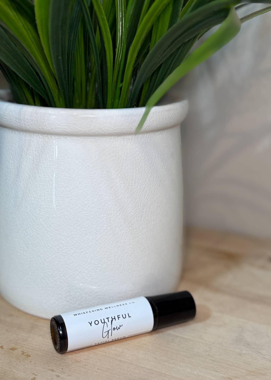 Youthful Glow Facial Serum Roller – Natural, Radiant Skin